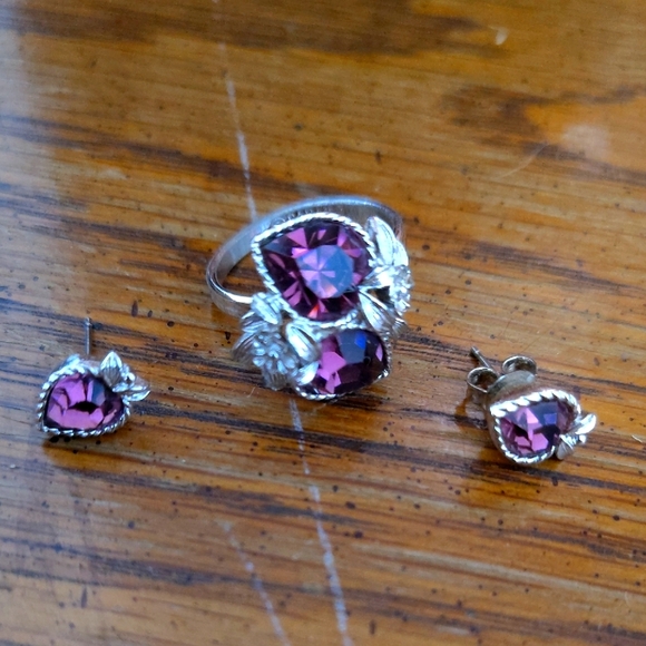 Jewelry - Vintage Sarah Coventry 1970s February Love story, Elegant Jewelry Set